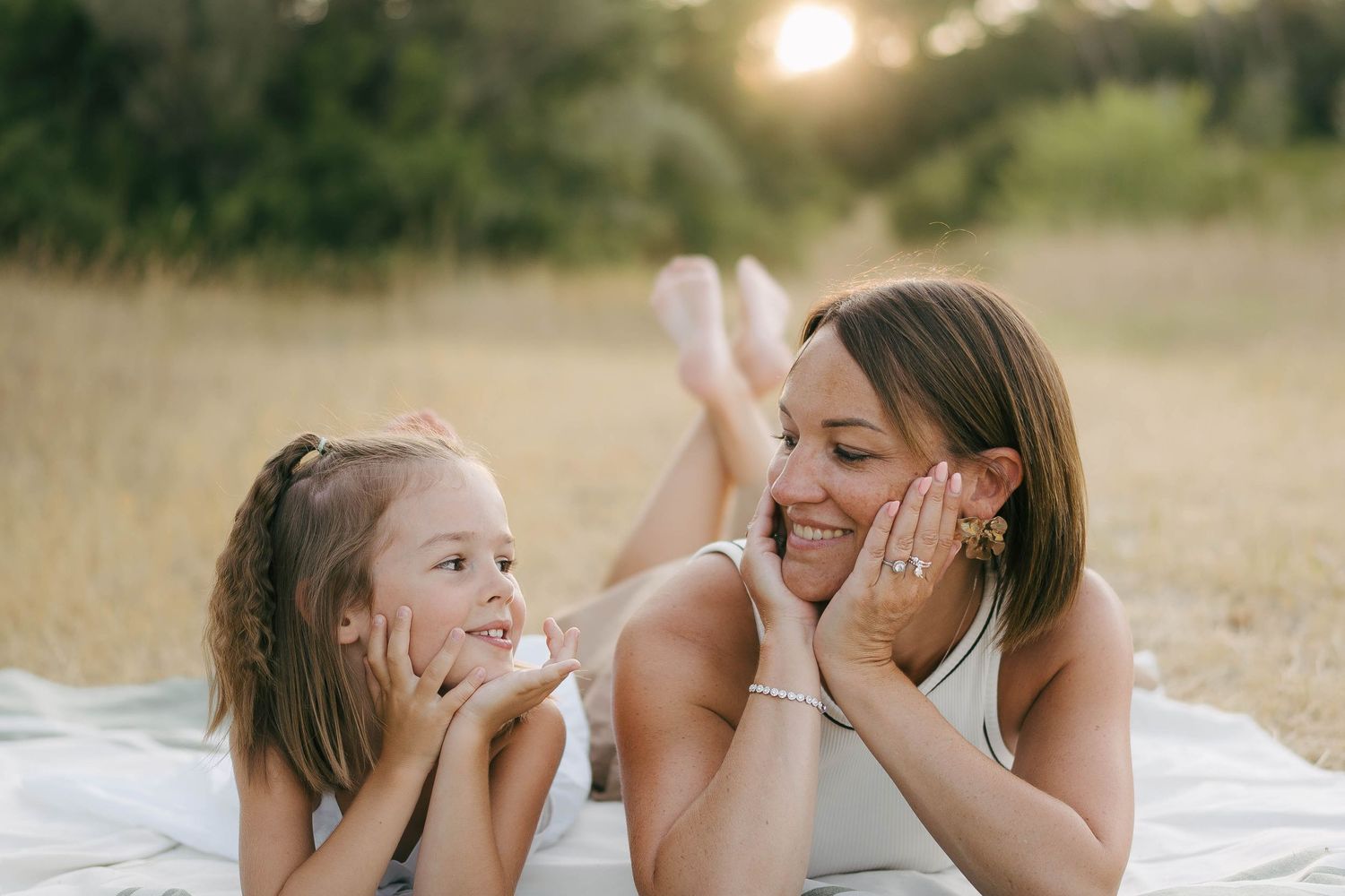 photographe provence sud France shooting séance photo famille amour enfants grossesse animaux bébé maman fille plage mer