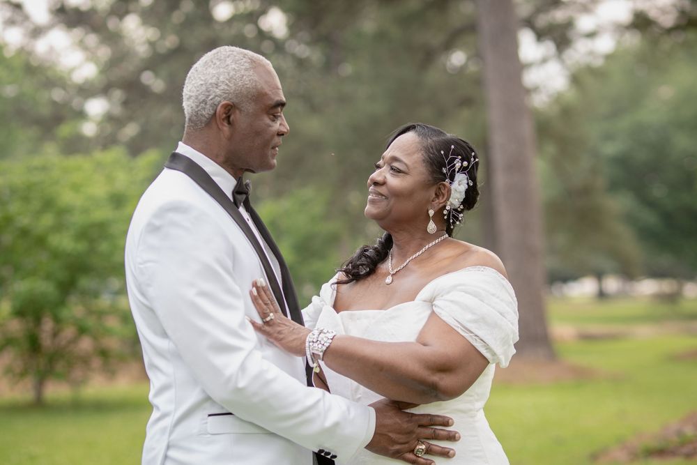 Portrait of the couple after the vow renewal ceremony; Formal event photographer, Middle GA