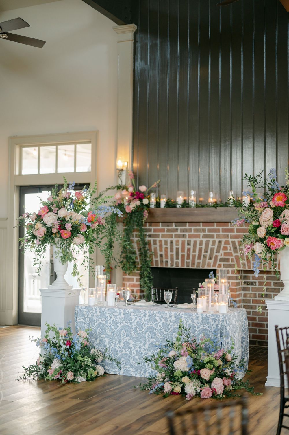 Creek Club at I'on indoor wedding Venue in Charleston, SC perfect an indoor Charleston wedding. Charleston wedding photographers.