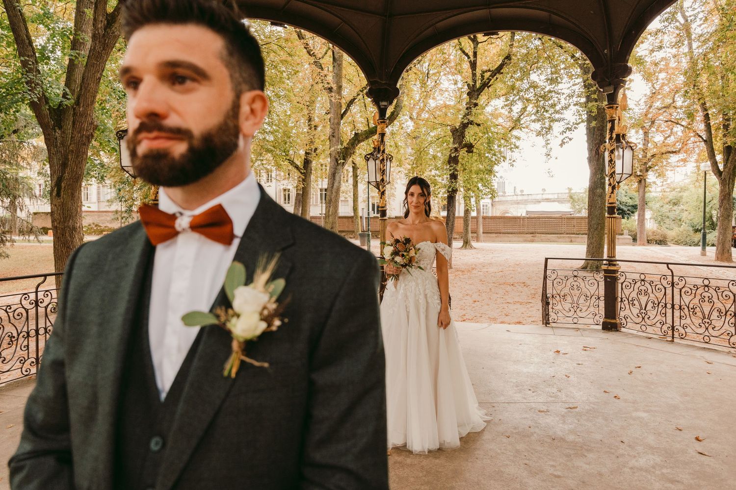 les mariés ont décidé de faire un first look