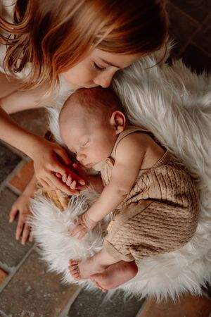 Newborn lifestyle fotografie in Terneuzen, Zeeland, Oost-Vlaanderen