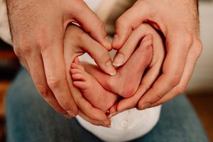 Newborn lifestyle fotografie in Terneuzen, Zeeland, Oost-Vlaanderen