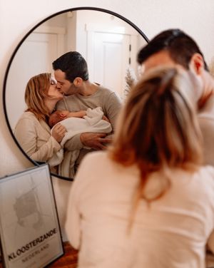 Newborn lifestyle fotografie in Terneuzen, Zeeland, Oost-Vlaanderen