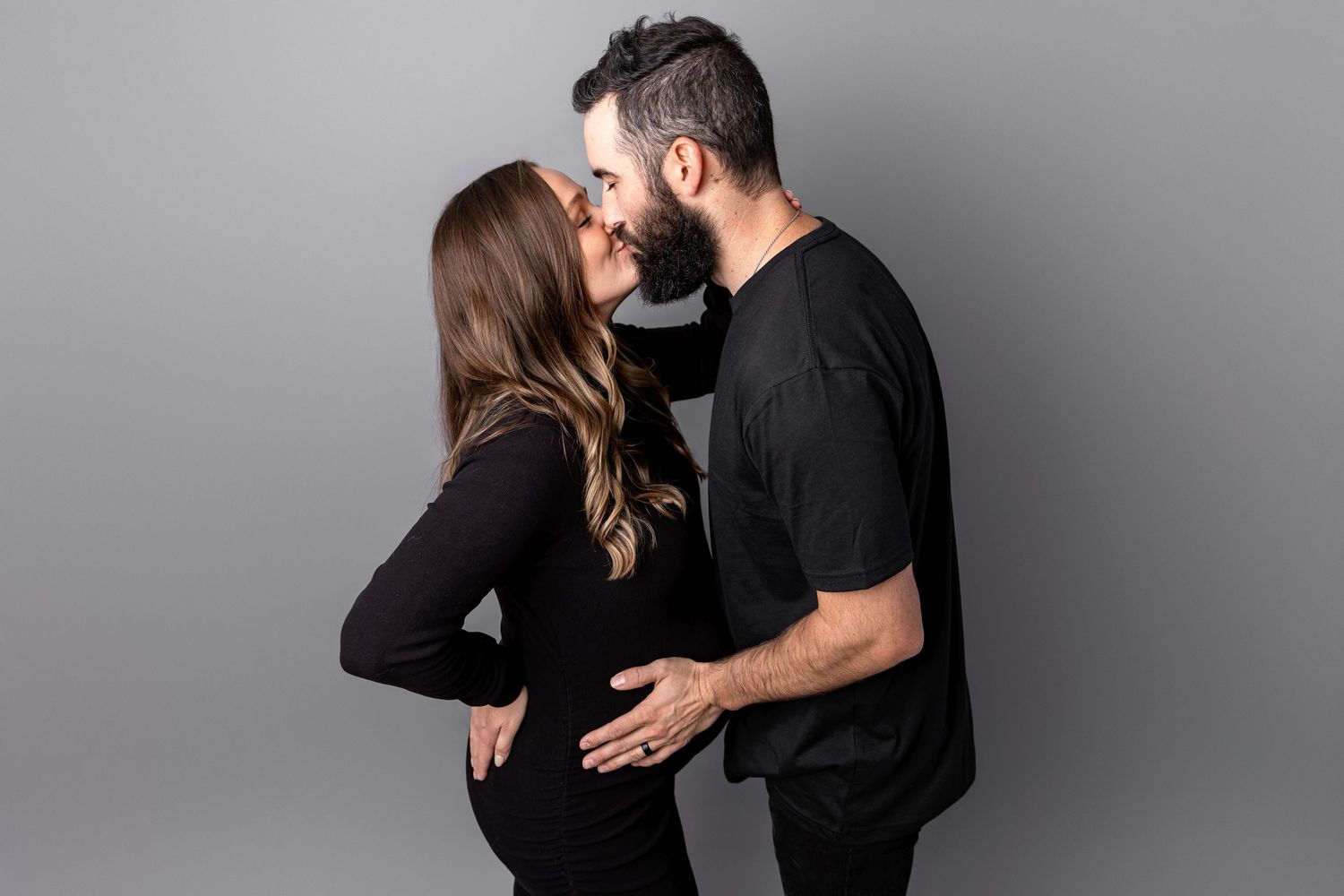 Newborn and Maternity Photographer Pittsburgh, PA.