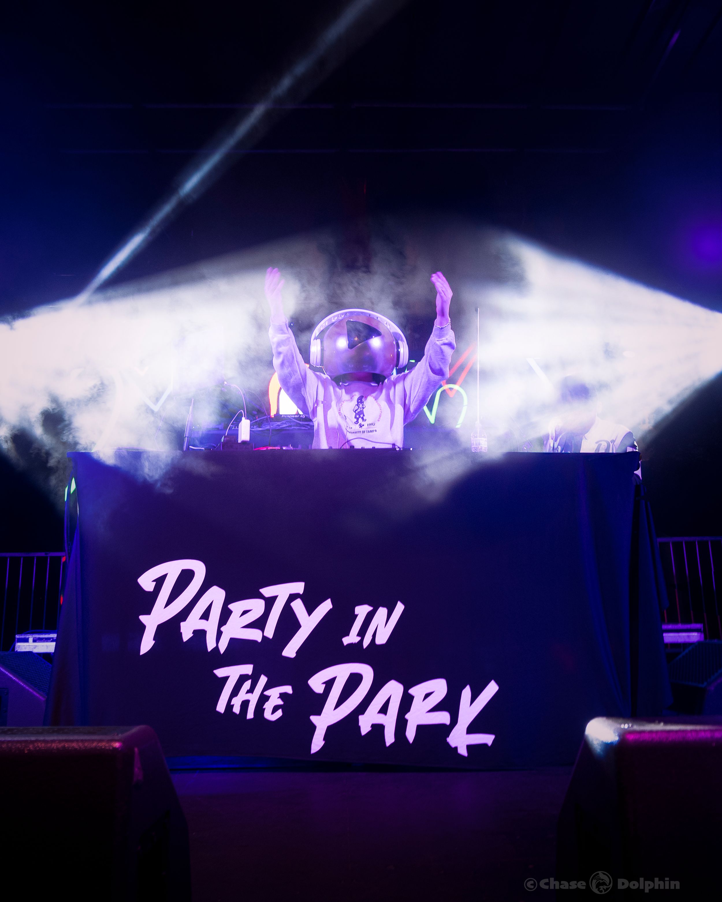 DJ Pressplay on stage
