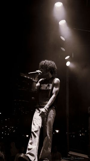 Iann Dior on stage