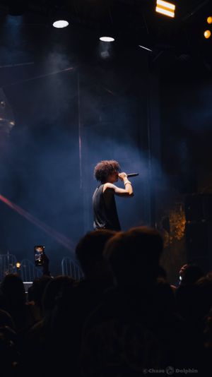 Iann Dior on stage