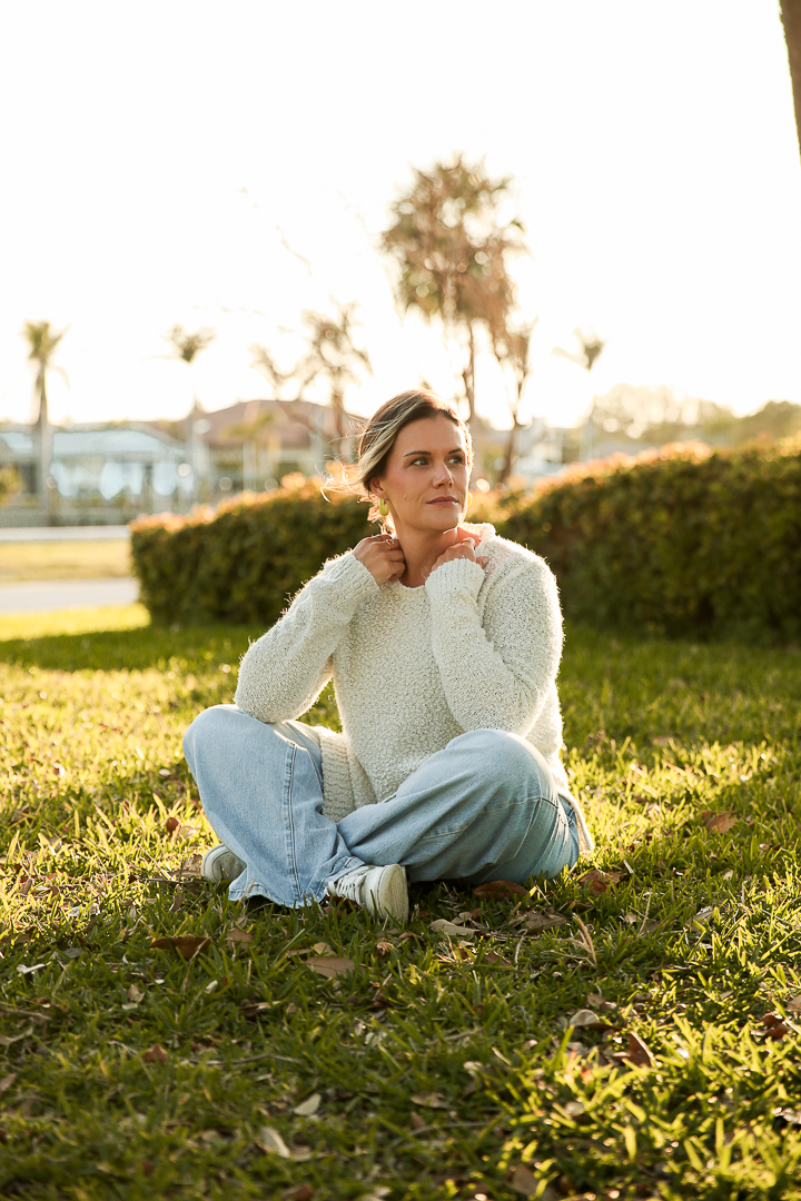 Personal portraits that celebrate your unique story, capturing genuine moments with style, warmth, and a touch of creativity.