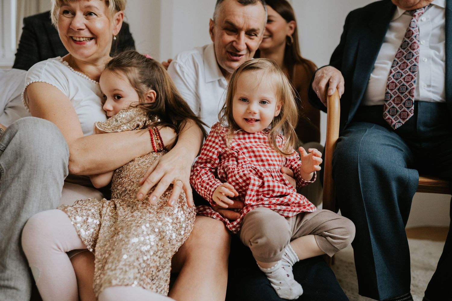 Rodzinna sesja zdjęciowa pokoleniowa Katowice sesja rodzinna w studiu fotograf Katowice fotograf Śląsk zdjęcia rodzinne z dziadkami sesja
