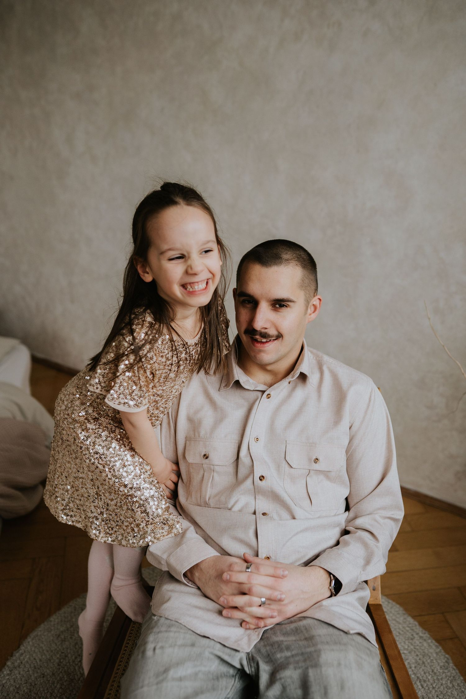 Rodzinna sesja zdjęciowa pokoleniowa Katowice sesja rodzinna w studiu fotograf Katowice fotograf Śląsk zdjęcia rodzinne z dziadkami sesja