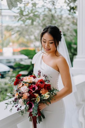 luxurious garden wedding at the raffles hotel lawn
