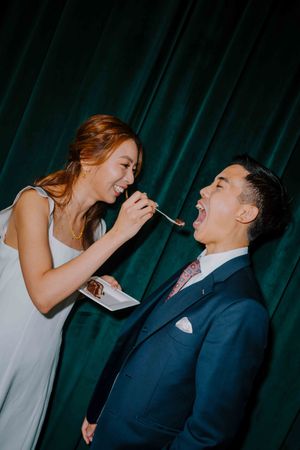 intimate and fun wedding photographer by female documentary-style wedding photographer