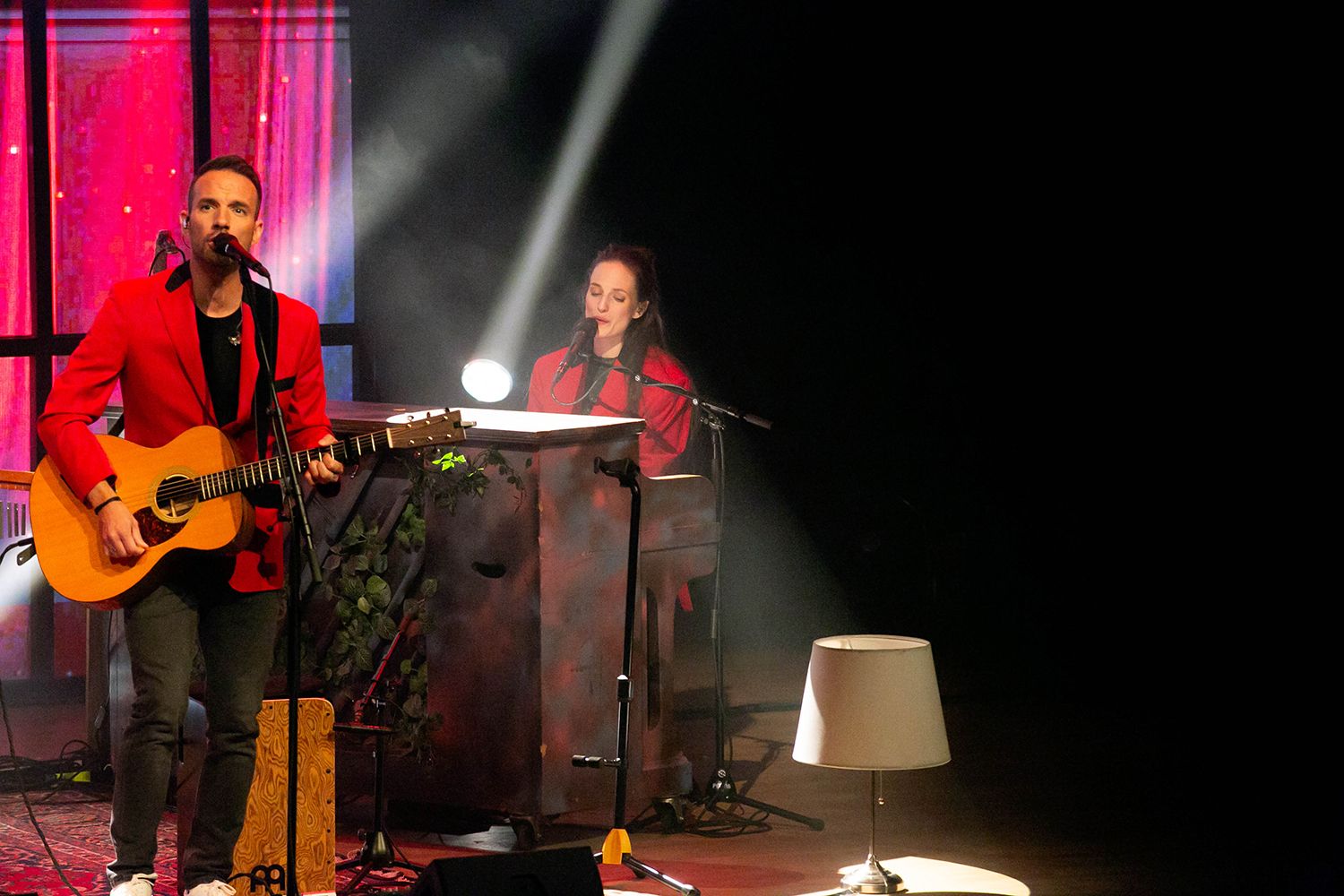 Peter Johansson, Bruno Mitsogiannis, Matilda Grün och Petra Wahlgren unplugged 2.0 i Växjö konserthus. Footgraf Rebecca Nordin.