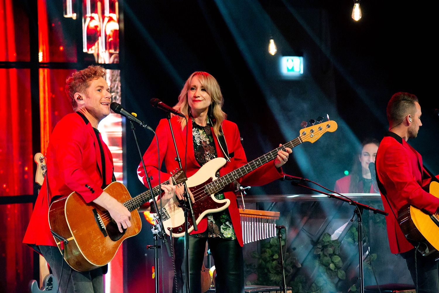 Peter Johansson, Bruno Mitsogiannis, Matilda Grün och Petra Wahlgren unplugged 2.0 i Vixjö konserthus. Footgraf Rebecca Nordin.
