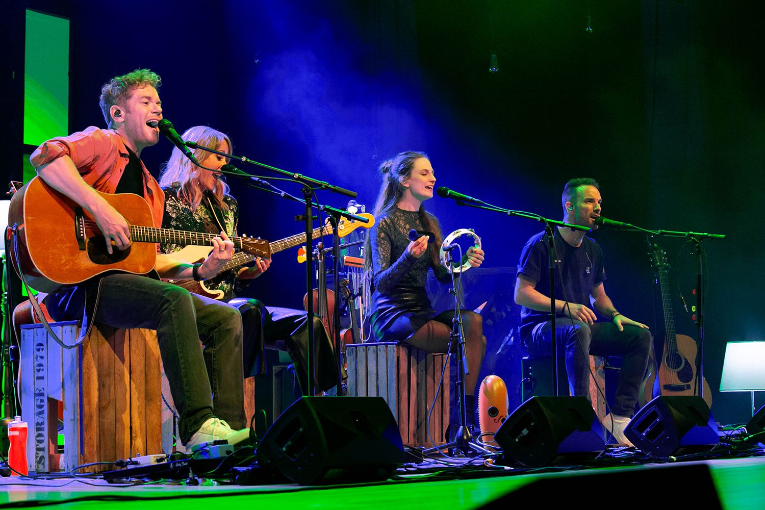 Peter Johansson, Bruno Mitsogiannis, Matilda Grün och Petra Wahlgren unplugged 2.0 i Vixjö konserthus. Footgraf Rebecca Nordin.