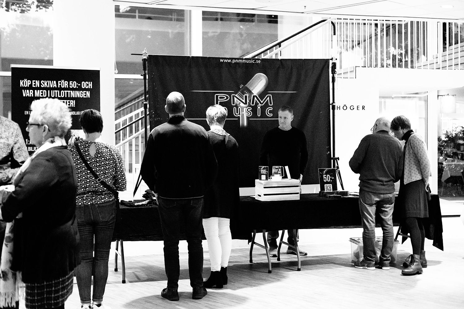 Peter Johansson, Bruno Mitsogiannis, Matilda Grün och Petra Wahlgren unplugged 2.0 i Växjö konserthus. Footgraf Rebecca Nordin.