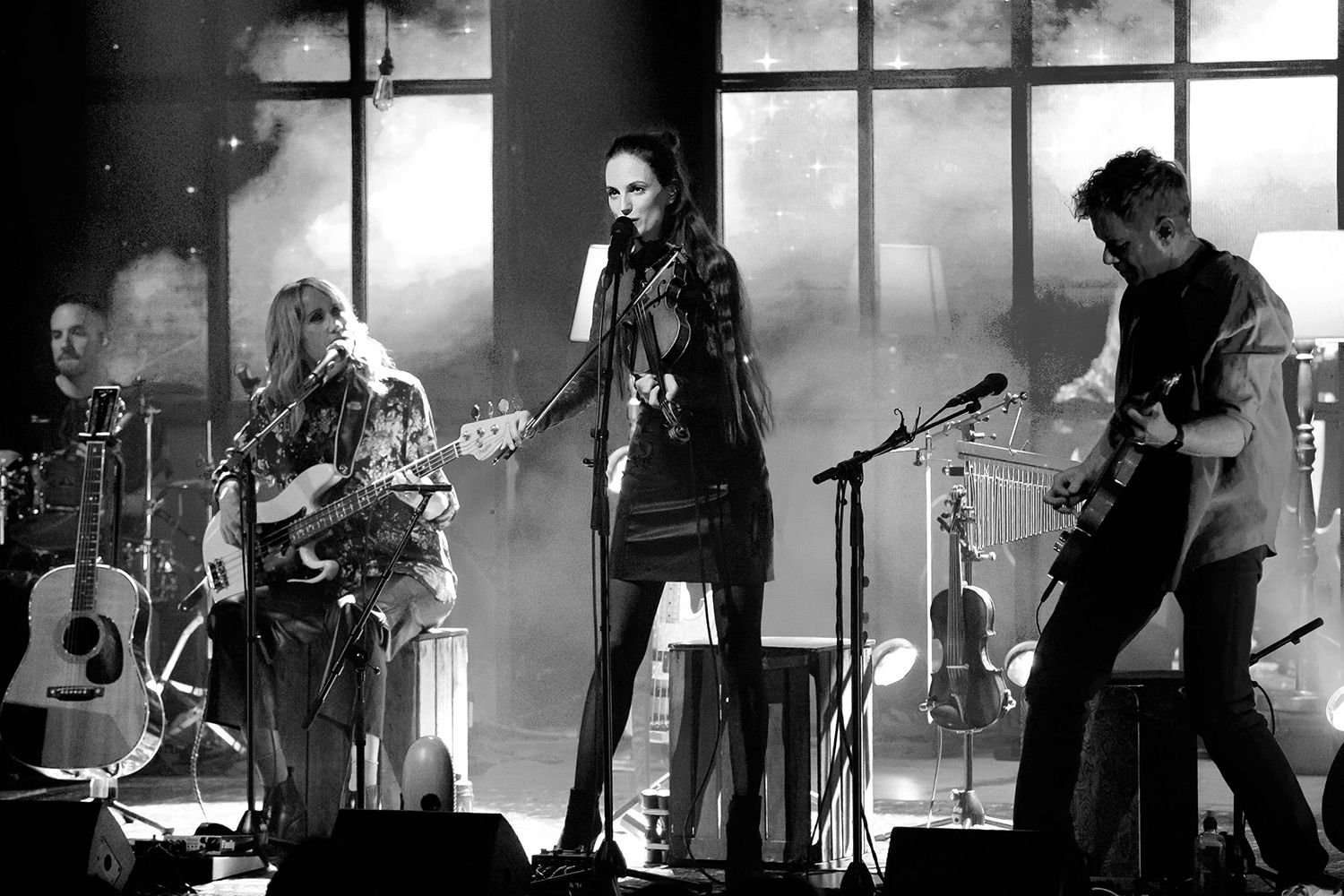 Peter Johansson, Bruno Mitsogiannis, Matilda Grün och Petra Wahlgren unplugged 2.0 i Vixjö konserthus. Footgraf Rebecca Nordin.