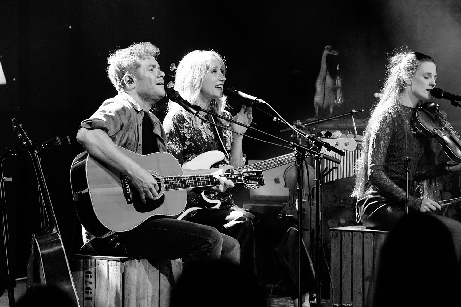 Peter Johansson, Bruno Mitsogiannis, Matilda Grün och Petra Wahlgren unplugged 2.0 i Vixjö konserthus. Footgraf Rebecca Nordin.