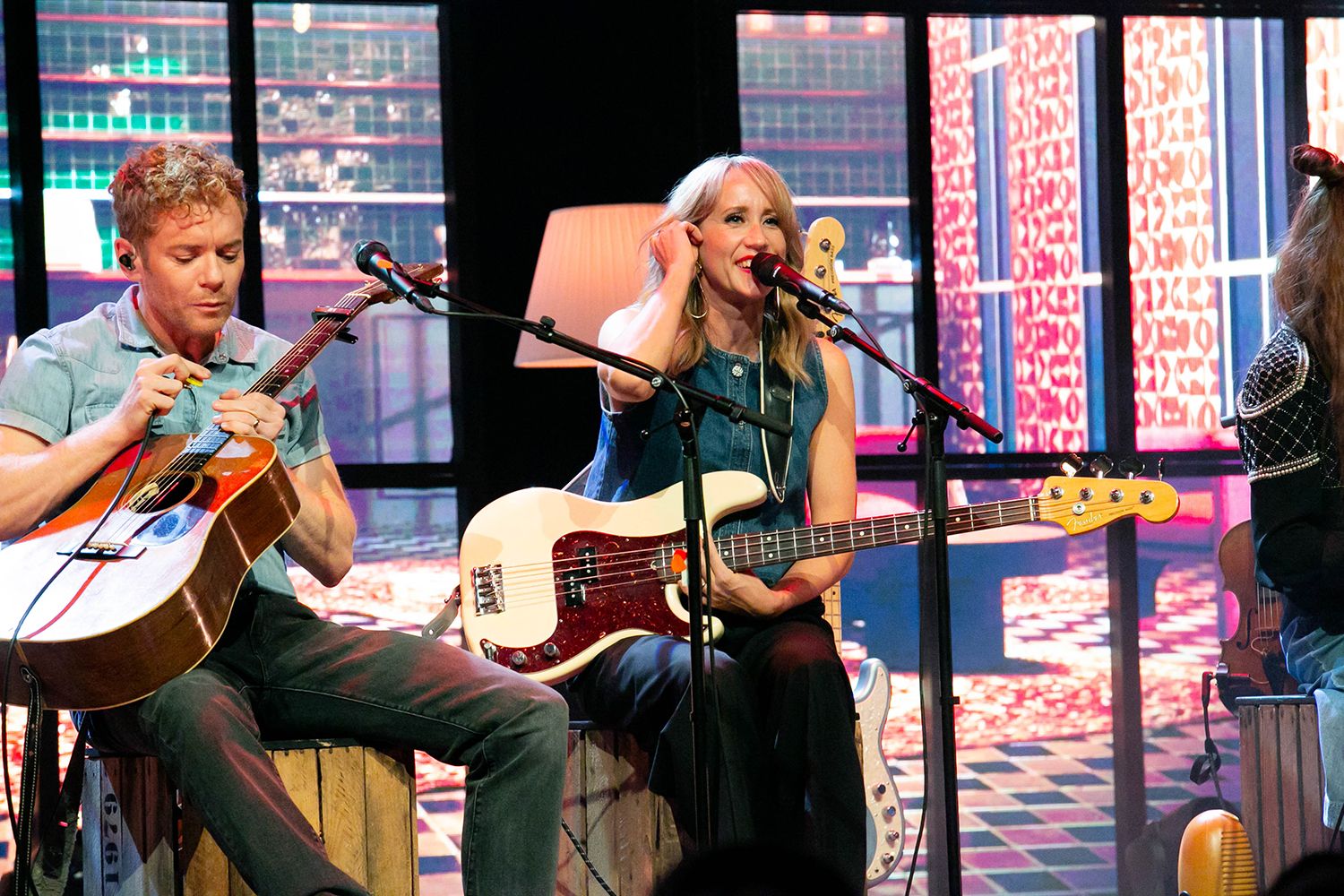 Peter Johansson, Bruno Mitsogiannis, Matilda Grün och Petra Wahlgren unplugged 2.0 i Växjö konserthus. Footgraf Rebecca Nordin.