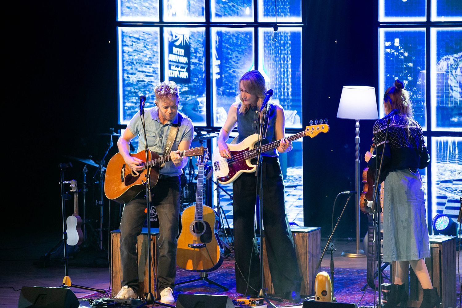 Peter Johansson, Bruno Mitsogiannis, Matilda Grün och Petra Wahlgren unplugged 2.0 i Växjö konserthus. Footgraf Rebecca Nordin.