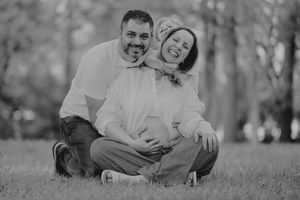 Outdoor family portrait session in the park by Gesiel Martins in Michigan
