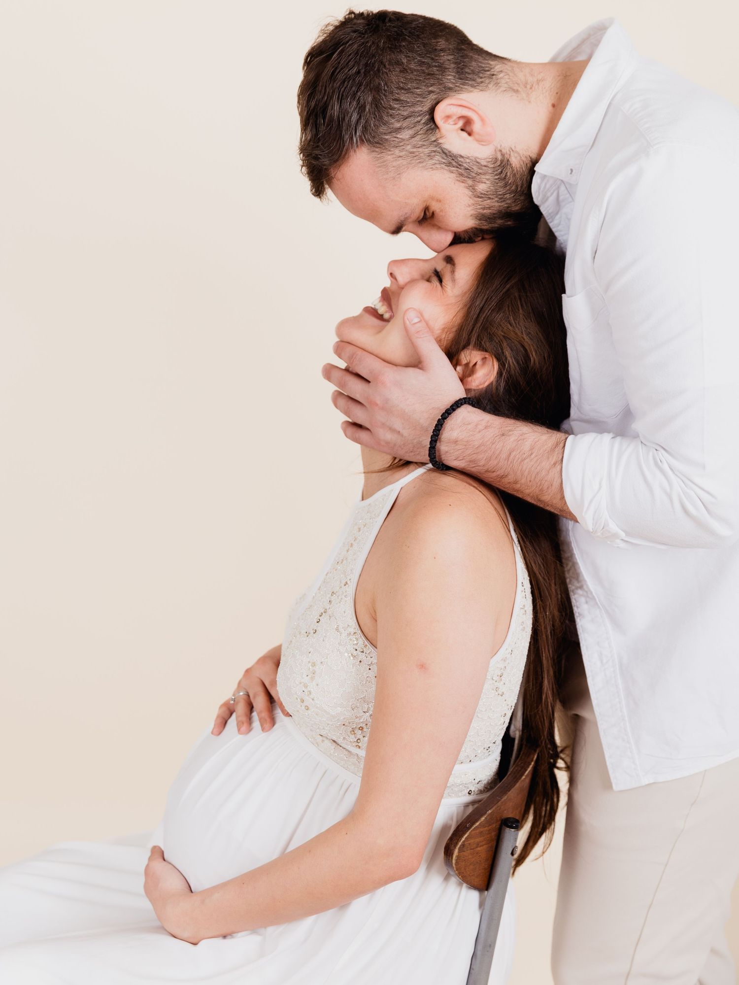Auckland maternity photography of a pregnant woman in a studio portrait