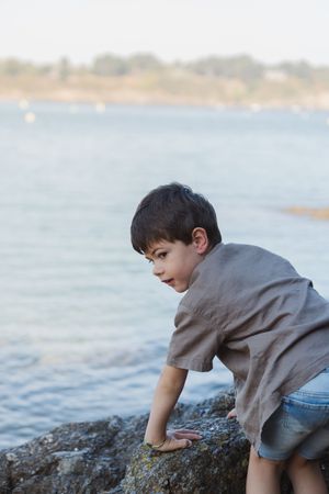 Portrait enfant à la plage de Saint Lunaire
