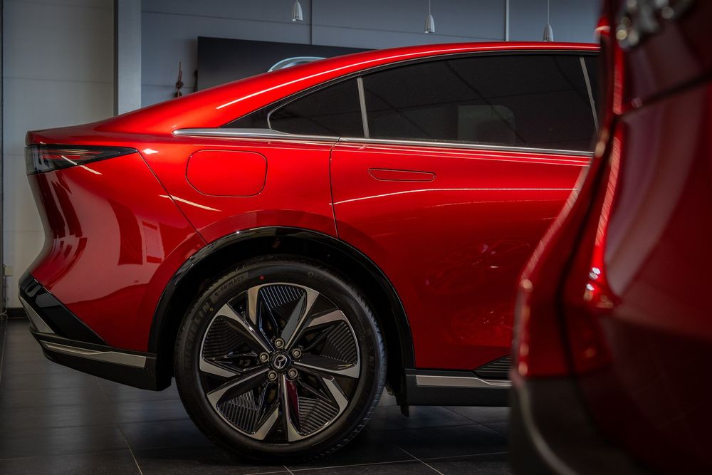 Prise de vue artistique d'une Mazda 6e