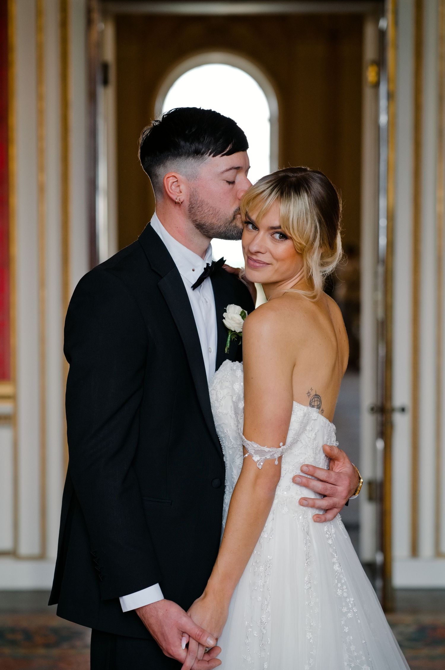 Wedding photographer Cotswolds / Warwickshire wedding photographer