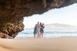 Maui family photographer photo against beautiful Maui sunrise beach by ohwowfotos.