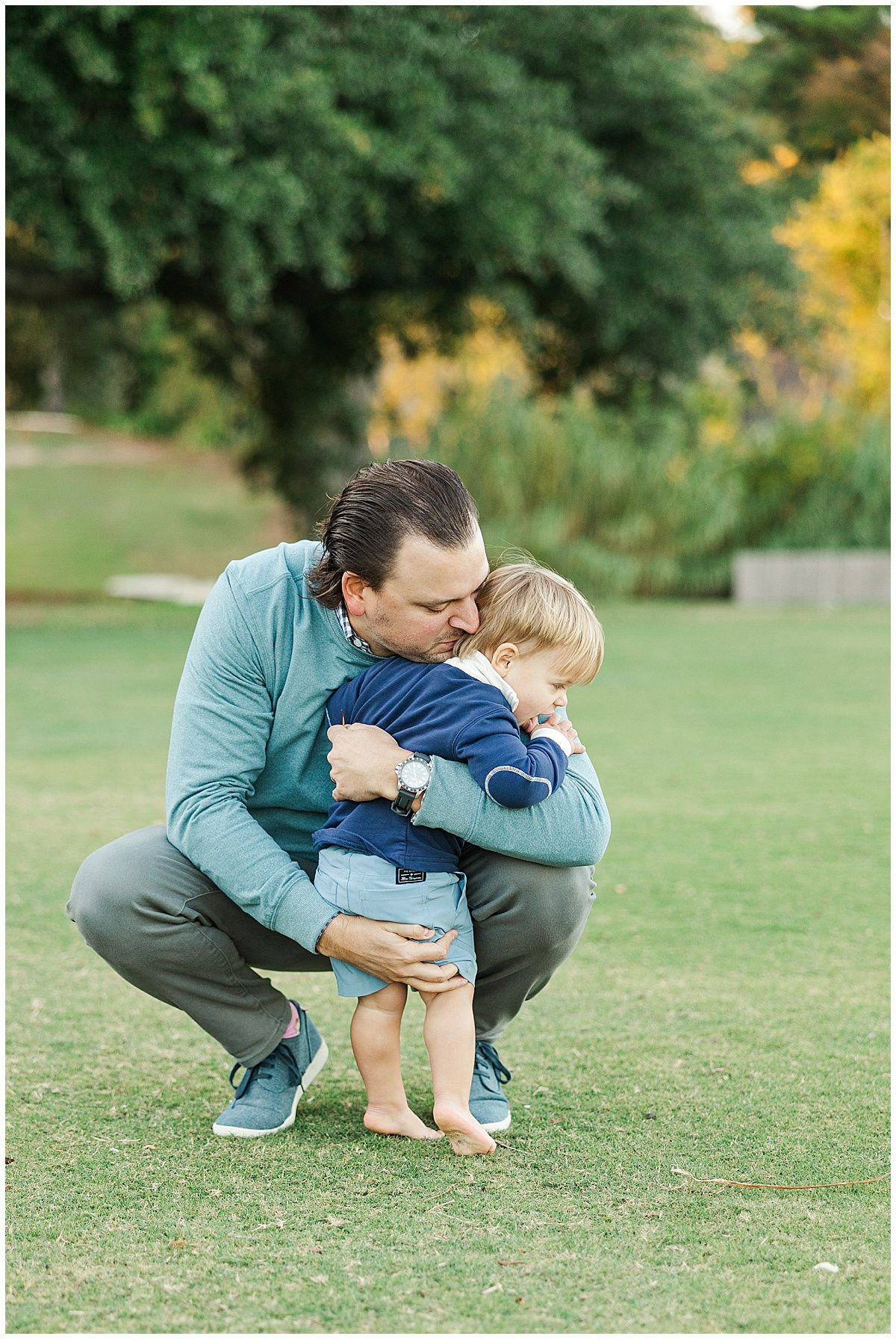 Slanovec family enjoying a family photography session at East Ridge Country Club in Shreveport Louisiana