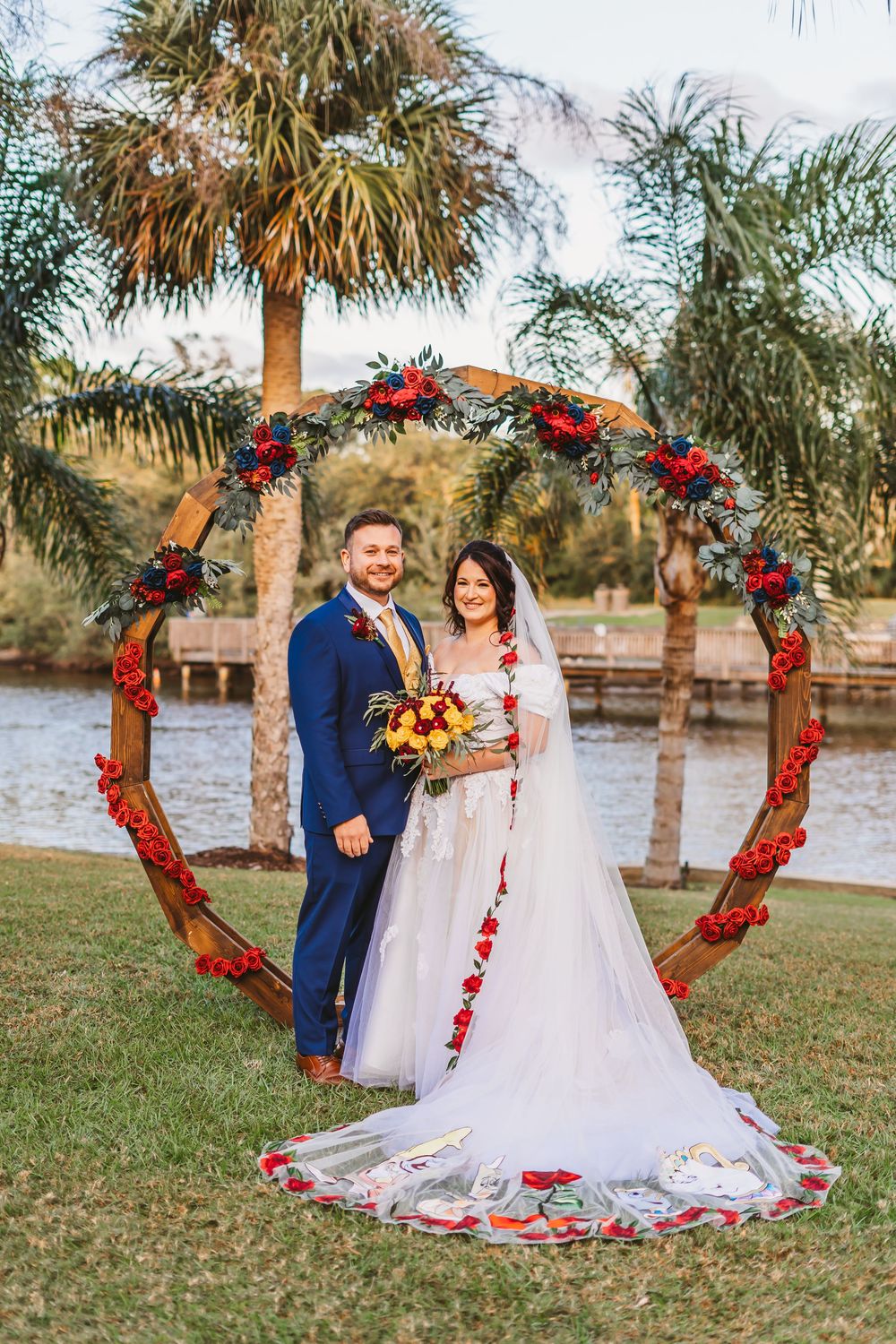 Channel Side Club in Palm Coast Florida. Wedding photography. Formal portraits of bride and groom with family and bridal party.