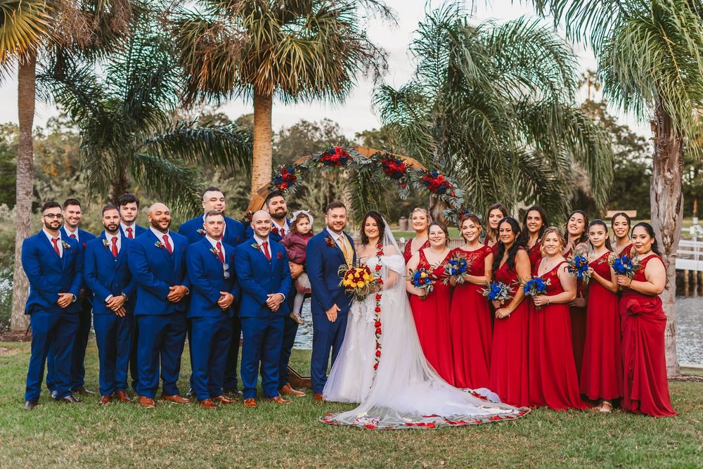 Channel Side Club in Palm Coast Florida. Wedding photography. Formal portraits of bride and groom with family and bridal party.