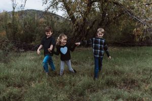 family photographer AZ, outdoor family portraits