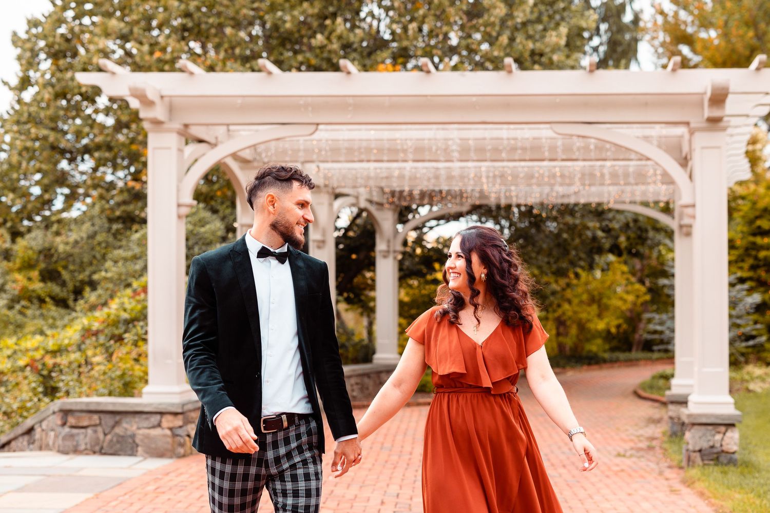 engagement photos at the New England botanical garden at tower hill