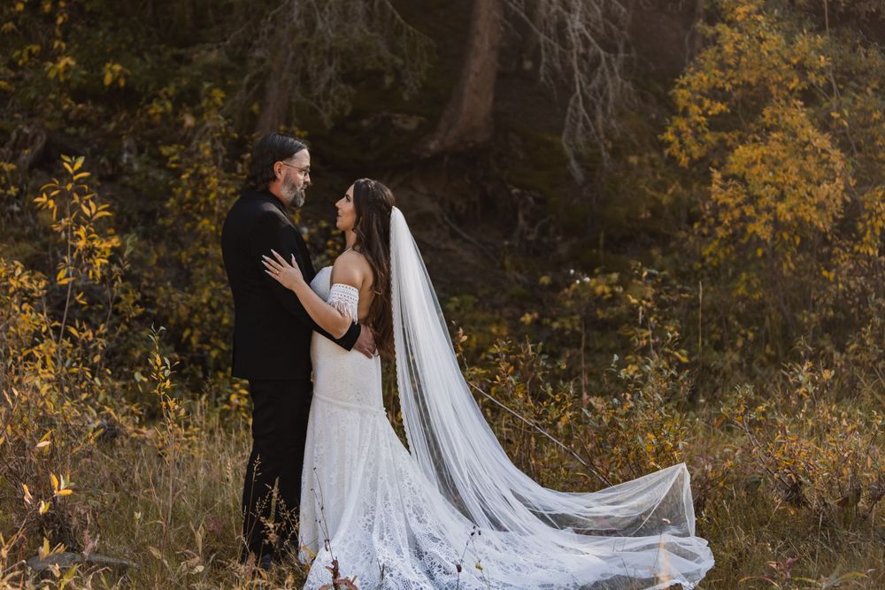 Alberta.Calgary.Edmonton Wedding Photographer