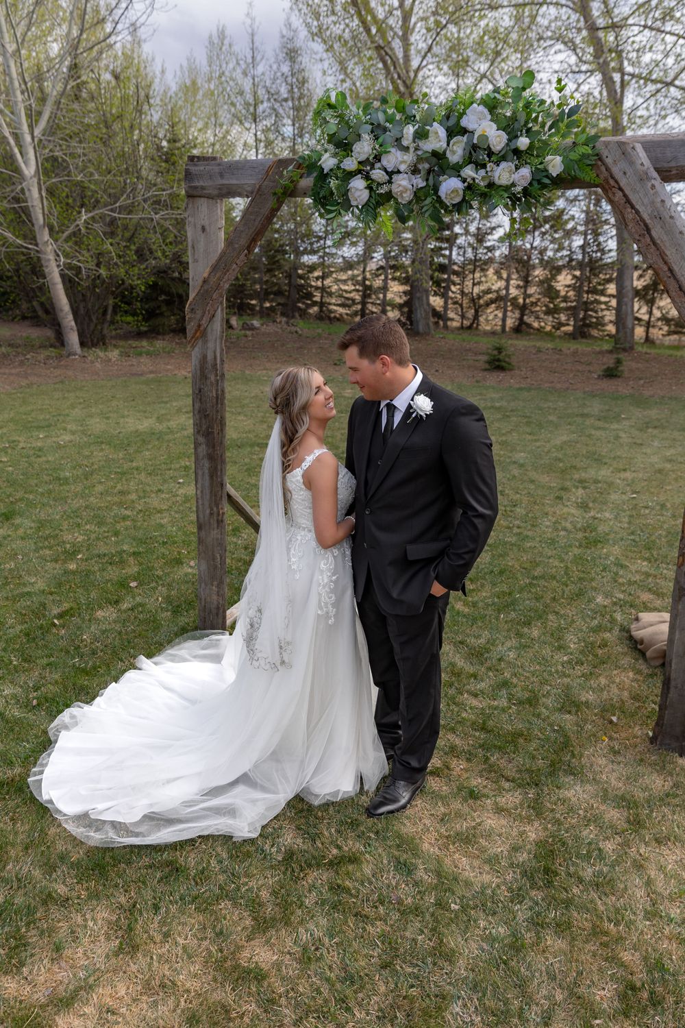 Alberta.Calgary.Edmonton Wedding Photographer