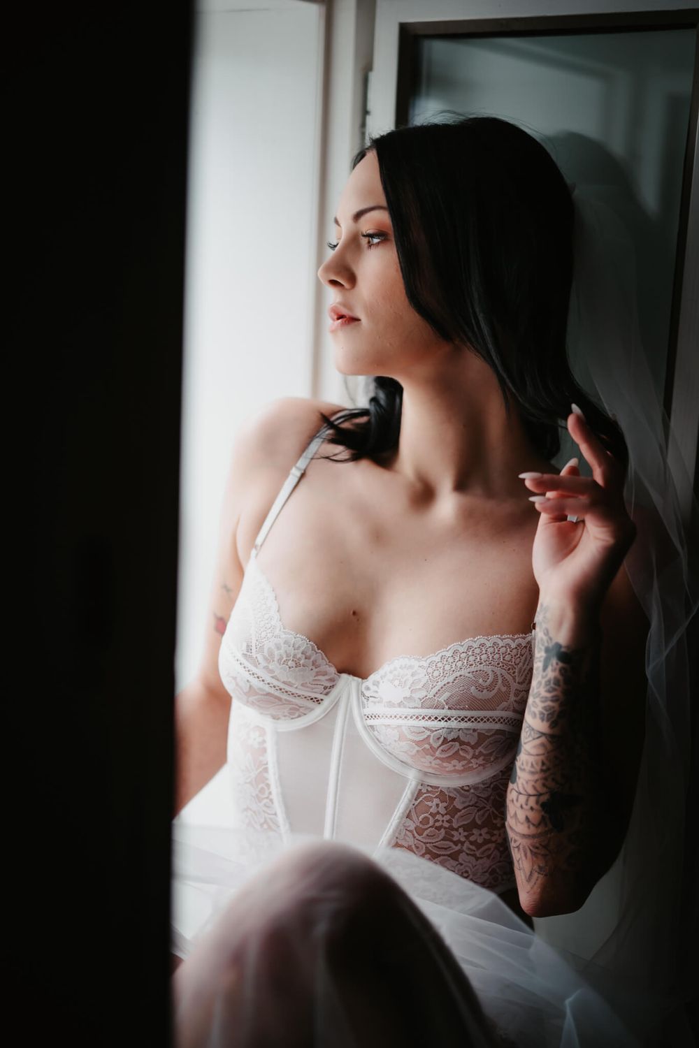 bridal boudoir linz sinnliche Brautfotos schleier dessous braut sexy fotos bride nude sensual