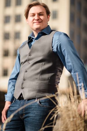 Urban location ideas downtown Boise, Senior Pictures, Boise Portrait Photographer, Senior Boys