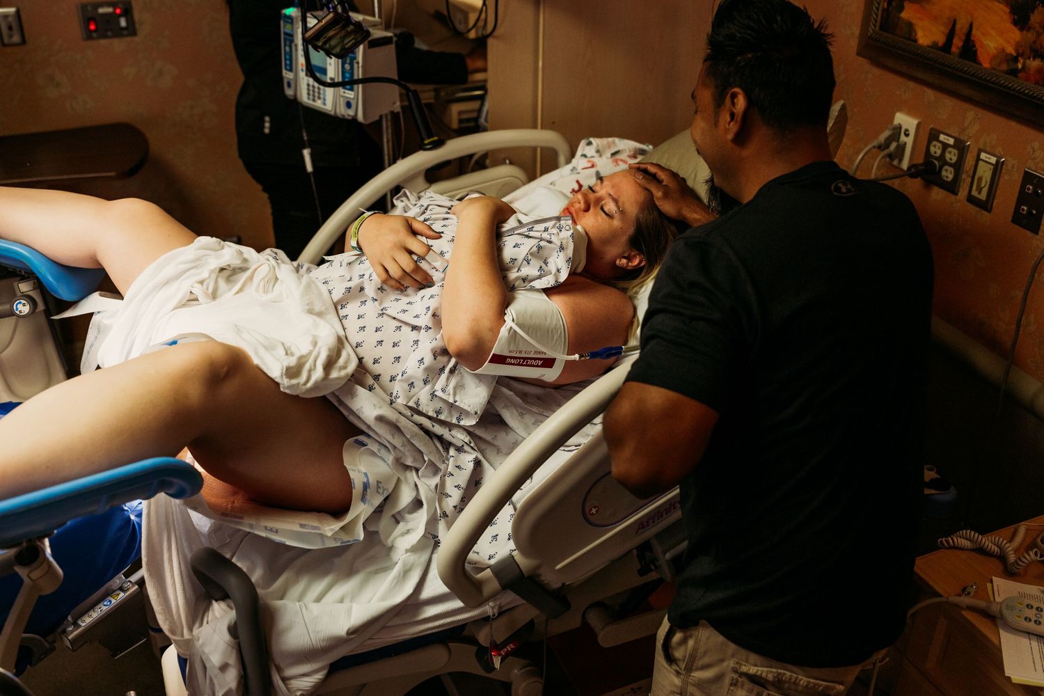 Tulsa birth photographer St.John Tulsa