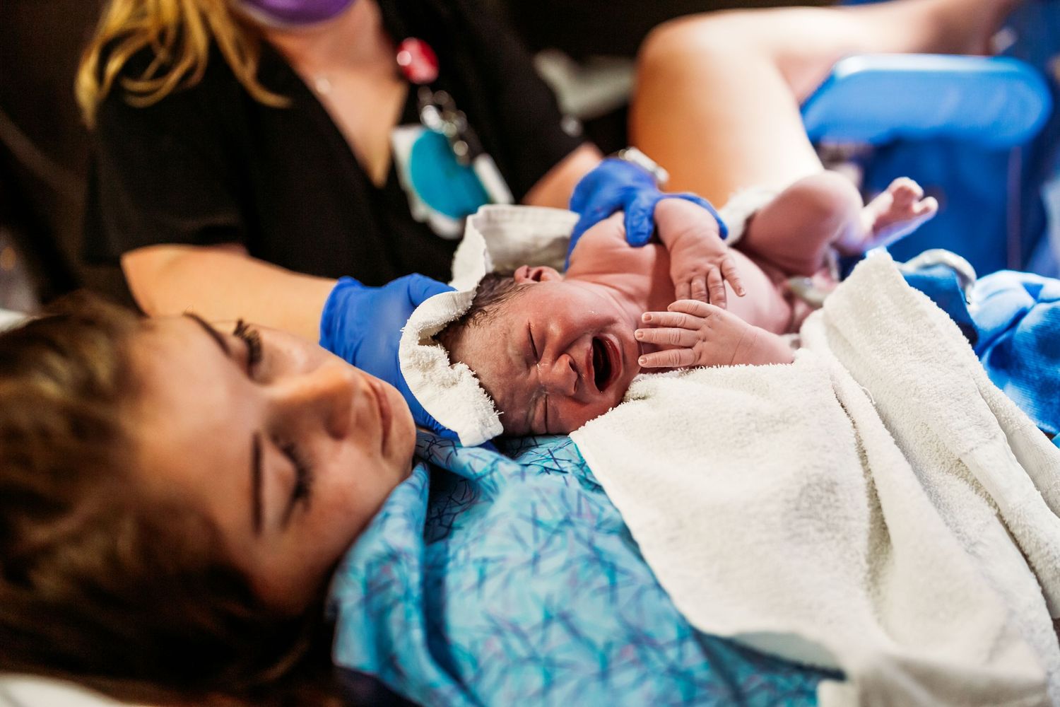 Tulsa Birth Photographer capturing birth at Southcrest hospital in Tulsa, Oklahoma