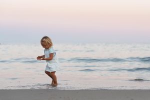 bambina-vestito-blu-mare-imperia