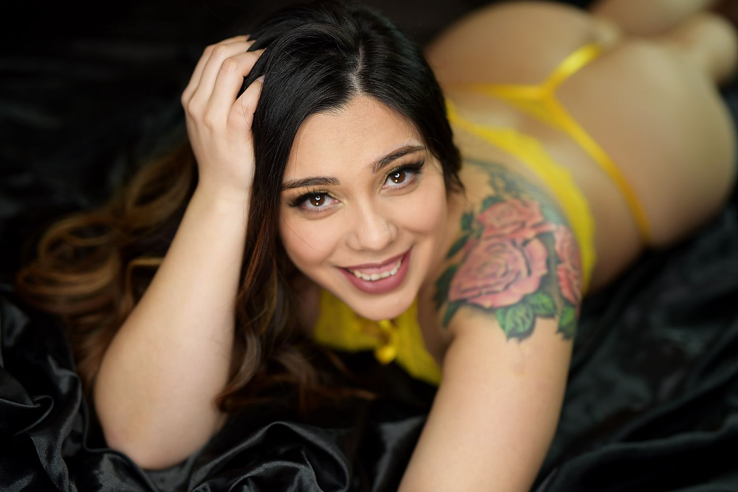 DO I HAVE TO HAVE MY BOUDOIR PHOTOS SHARED ONLINE?
