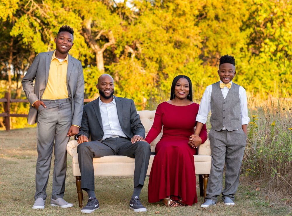 Family photography at Harry Myers Park in Rockwall, Texas by Alicia Wilson Photography