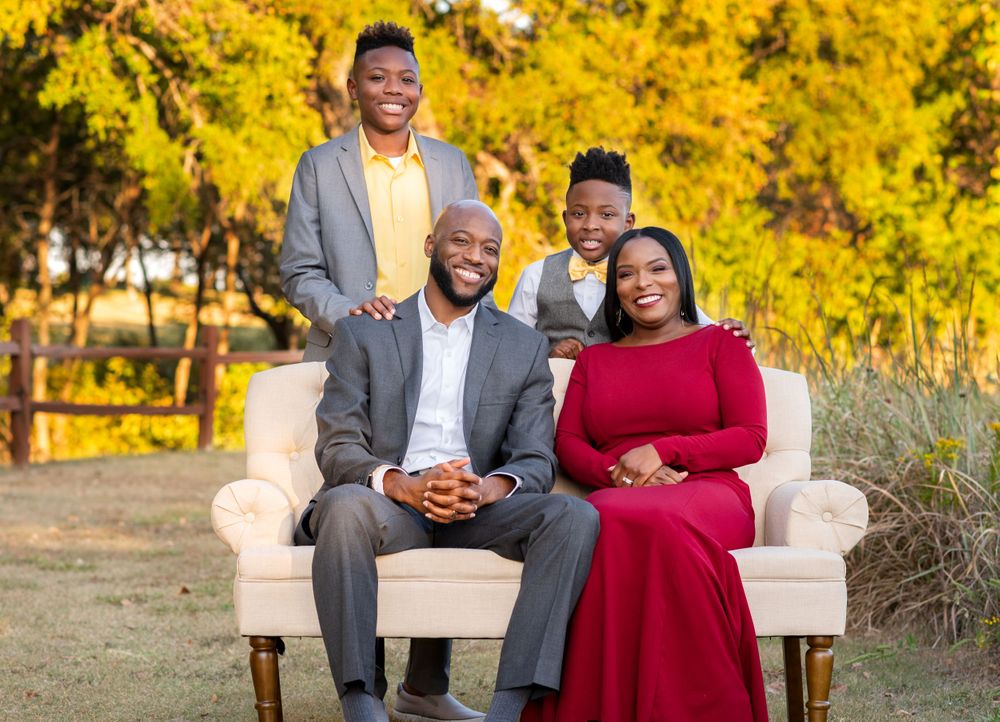 Family photography at Harry Myers Park in Rockwall, Texas by Alicia Wilson Photography