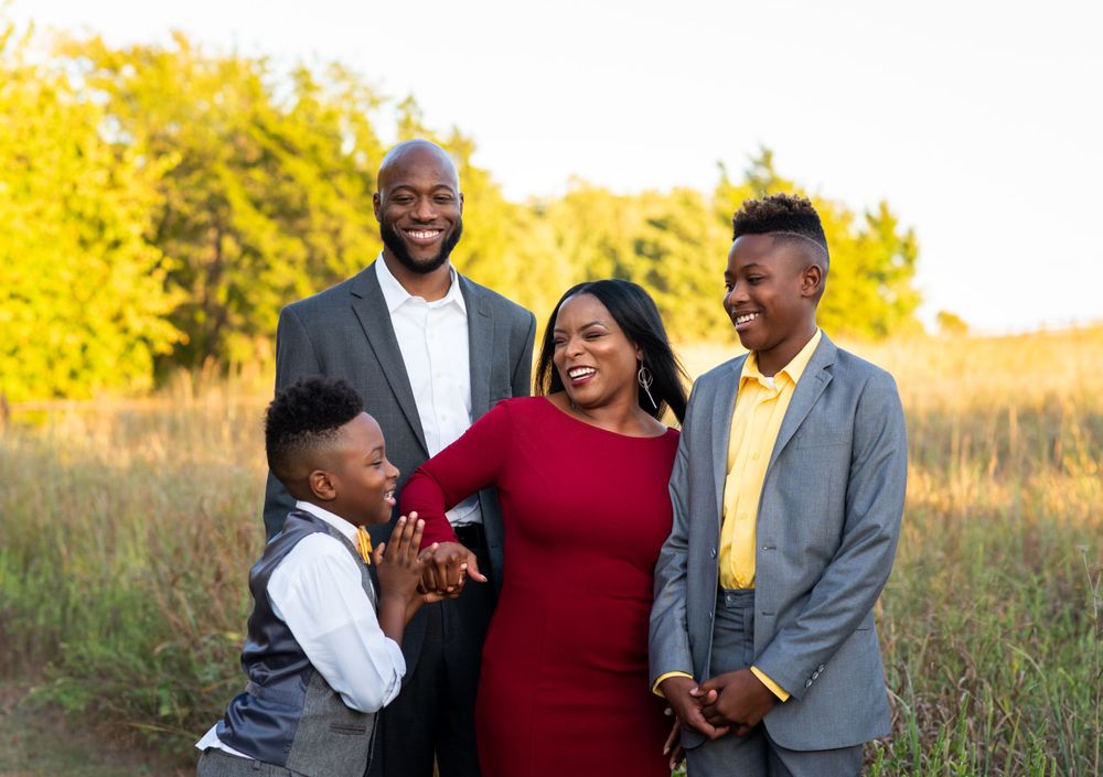 Family photography at Harry Myers Park in Rockwall, Texas by Alicia Wilson Photography