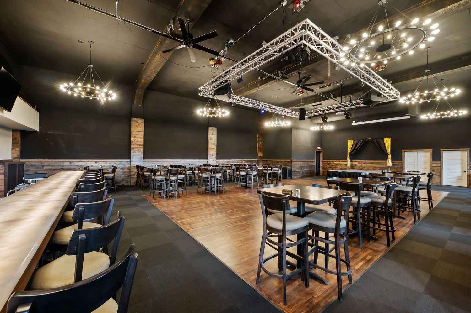 Duluth Minnesota commercial real estate photographer