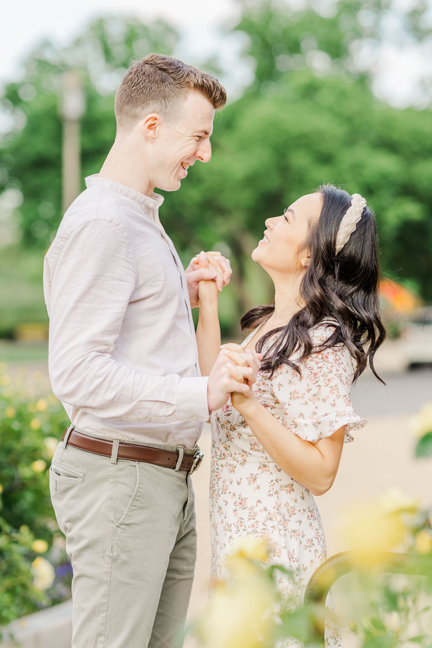 MOONGATE GARDEN WASHINGTON DC ENGAGEMENT PICTURES