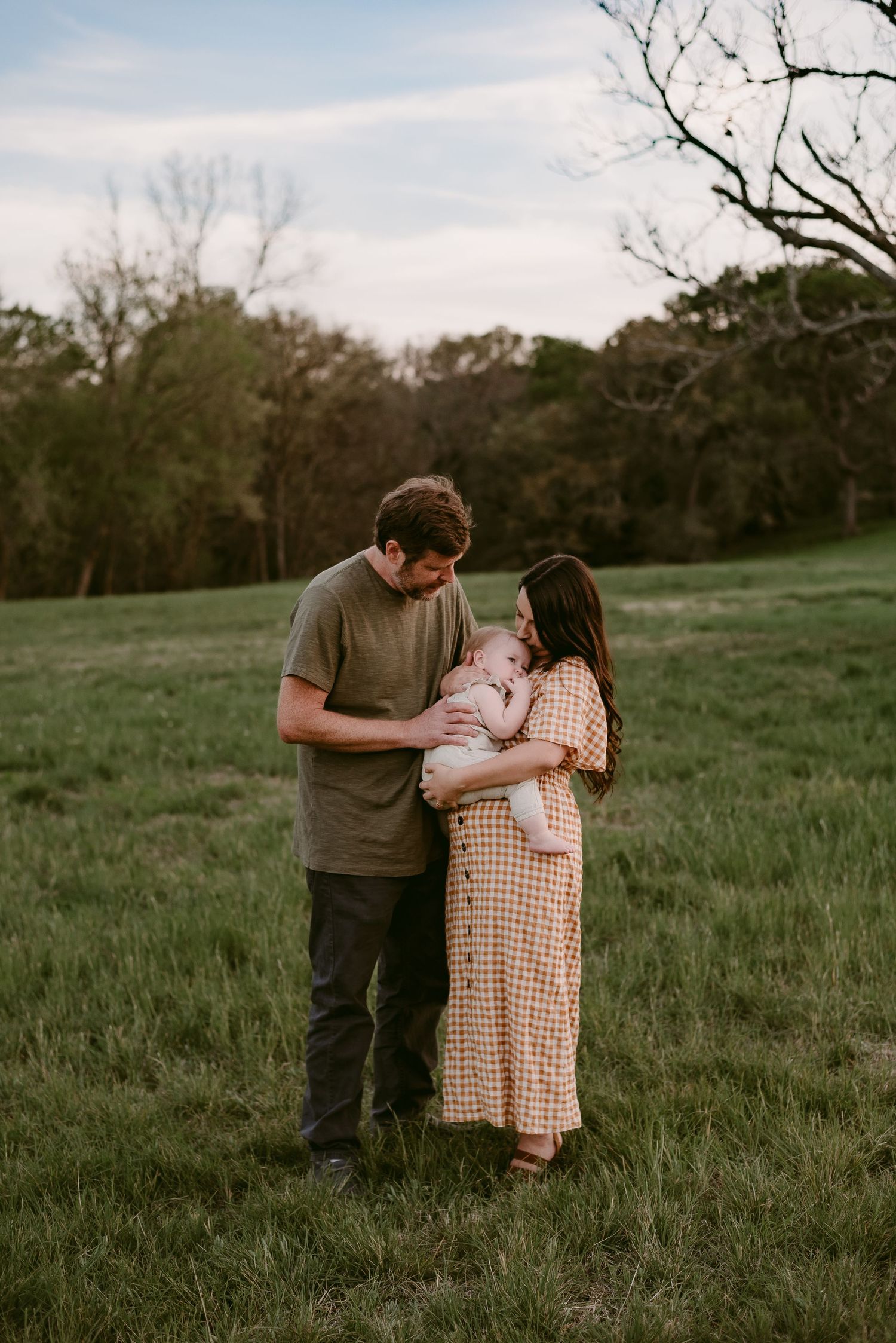 Katy Montoya Photography - Kenedy, Texas Photographer - Corpus Christi, Texas Couples Photographer