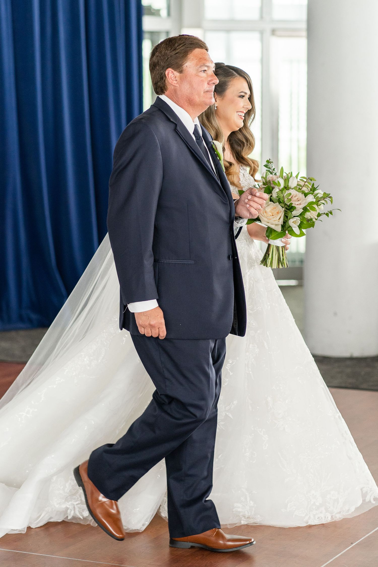 Discovery World Wedding, Milwaukee Lakefront Wedding, Milwaukee Wedding Photographer, Wisconsin Wedding Photos
